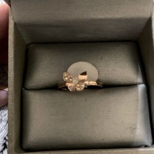 Fragrant Jewels Her Wings Unfolded butterfly ring 7 crystals Rose Gold